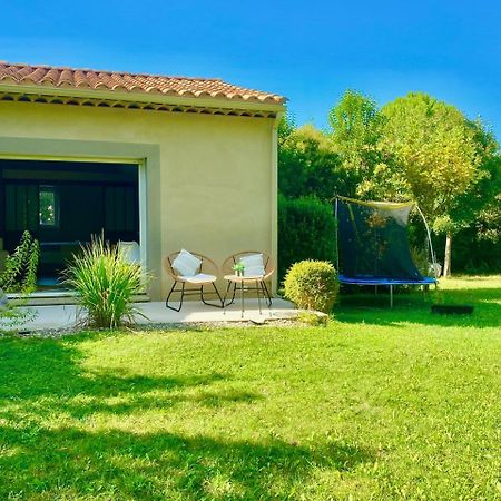 Appartement Neuf Et Au Calme Proche Avignon Althen-des-Paluds Luaran gambar