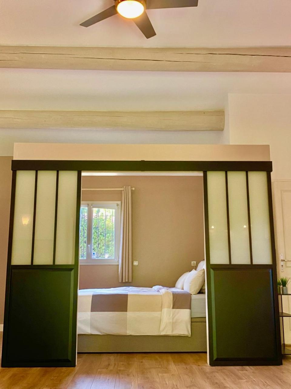 Appartement Neuf Et Au Calme Proche Avignon Althen-des-Paluds Luaran gambar