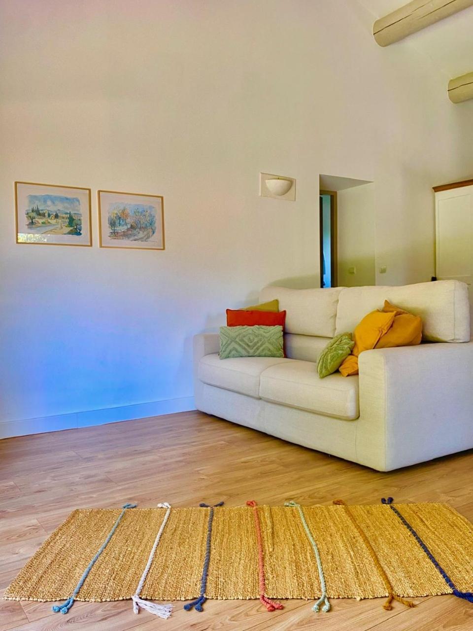 Appartement Neuf Et Au Calme Proche Avignon Althen-des-Paluds Luaran gambar