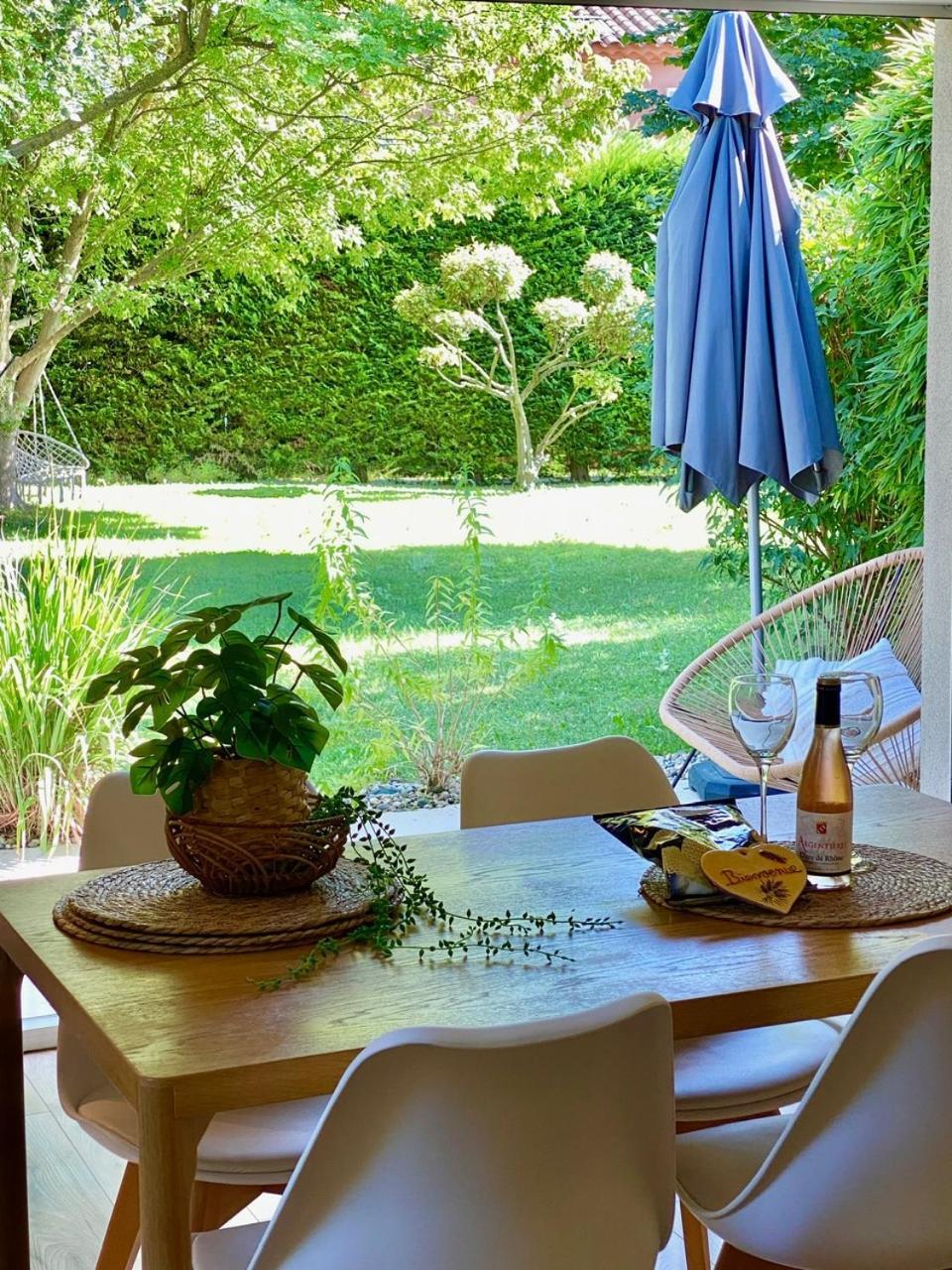 Appartement Neuf Et Au Calme Proche Avignon Althen-des-Paluds Luaran gambar